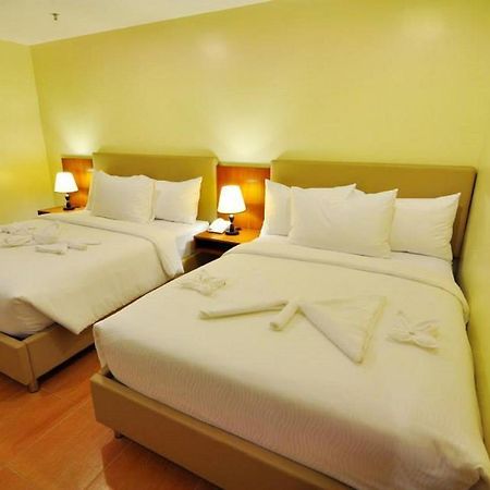 The Well Hotel Cebu Buitenkant foto