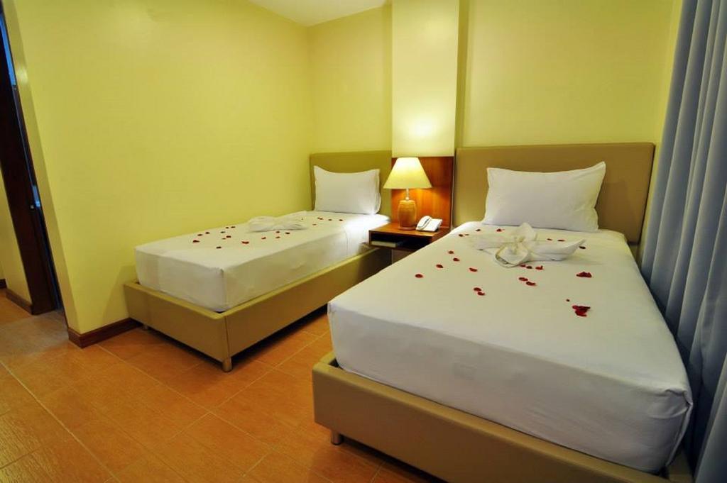 The Well Hotel Cebu Buitenkant foto