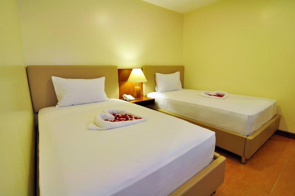 The Well Hotel Cebu Buitenkant foto