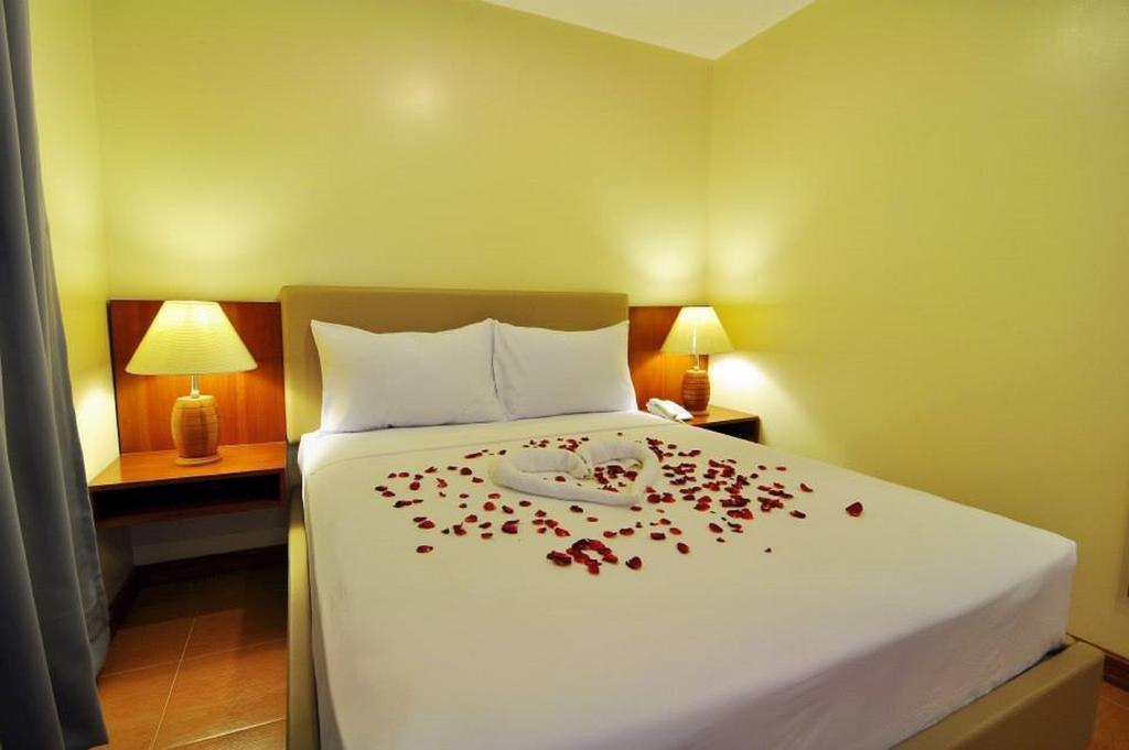 The Well Hotel Cebu Buitenkant foto