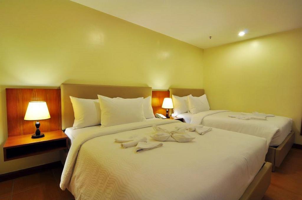 The Well Hotel Cebu Buitenkant foto