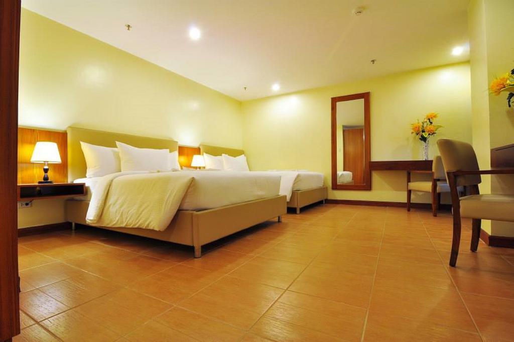 The Well Hotel Cebu Buitenkant foto