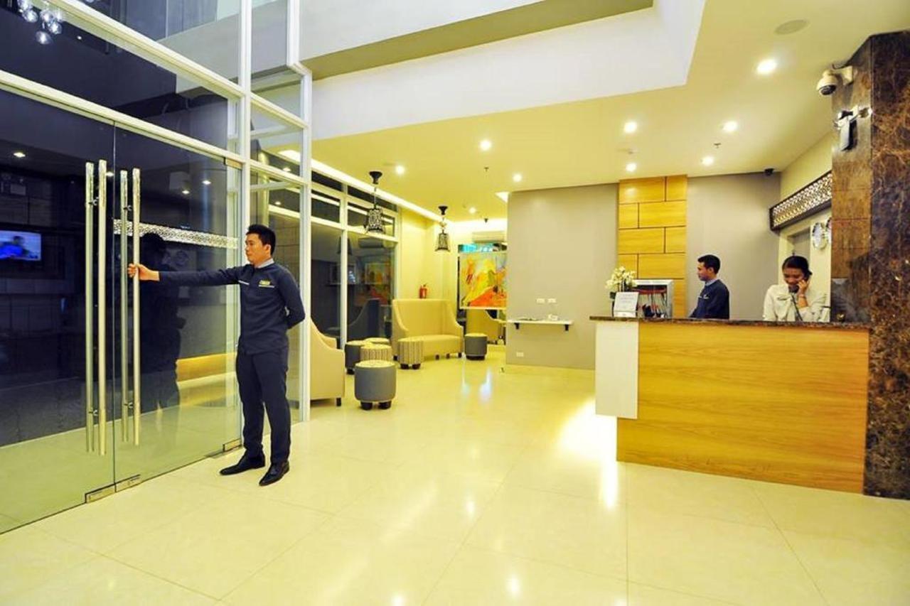 The Well Hotel Cebu Buitenkant foto