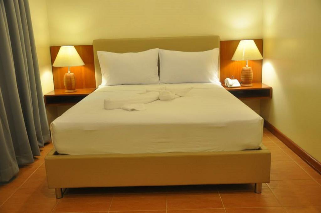 The Well Hotel Cebu Buitenkant foto