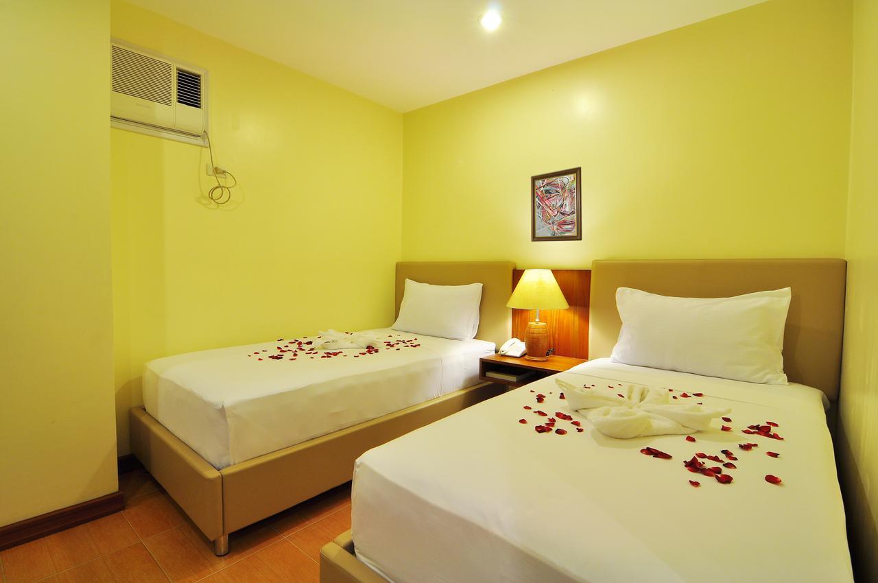 The Well Hotel Cebu Buitenkant foto
