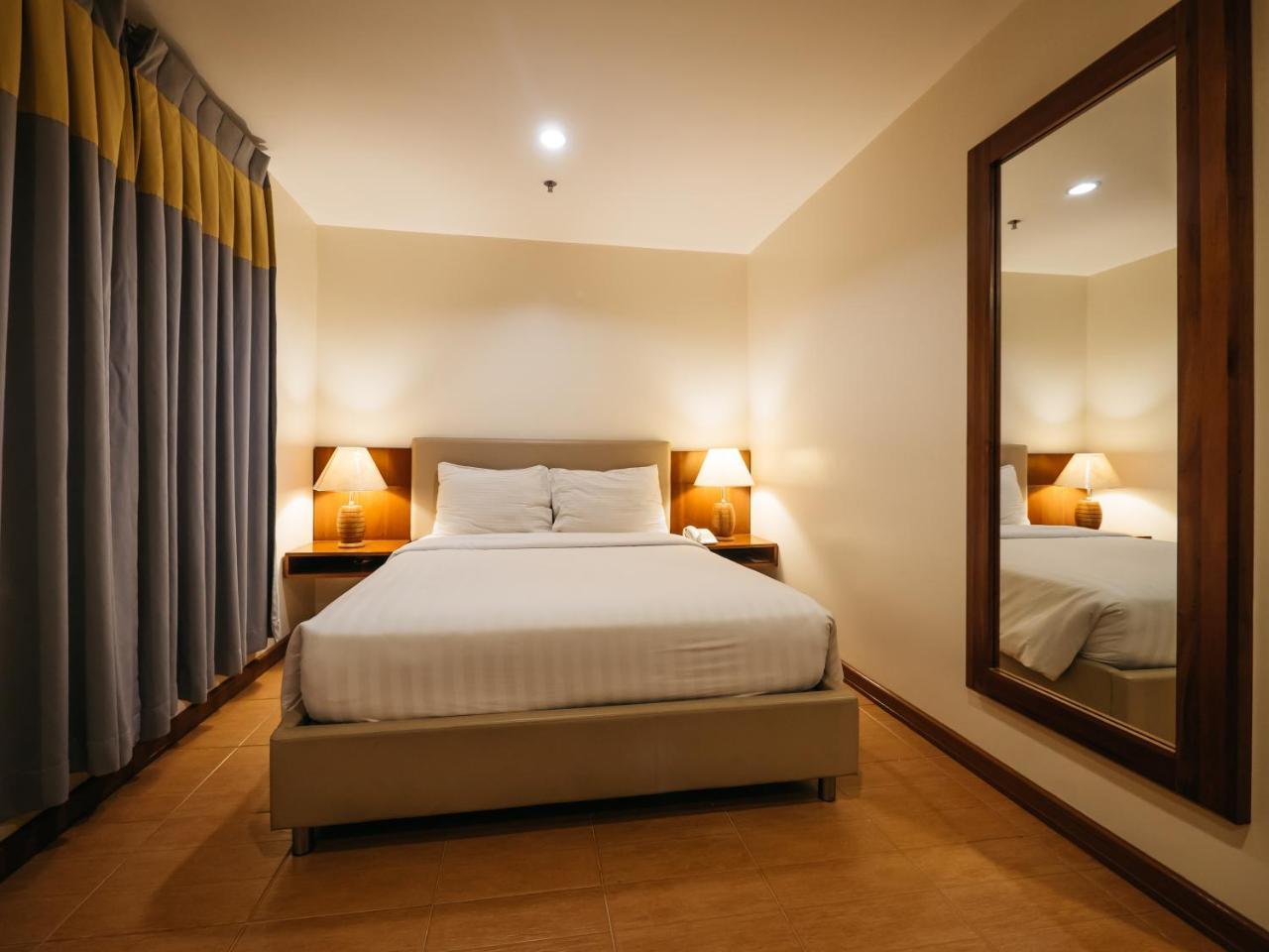 The Well Hotel Cebu Buitenkant foto